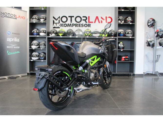 QJMOTOR  SRK 400 