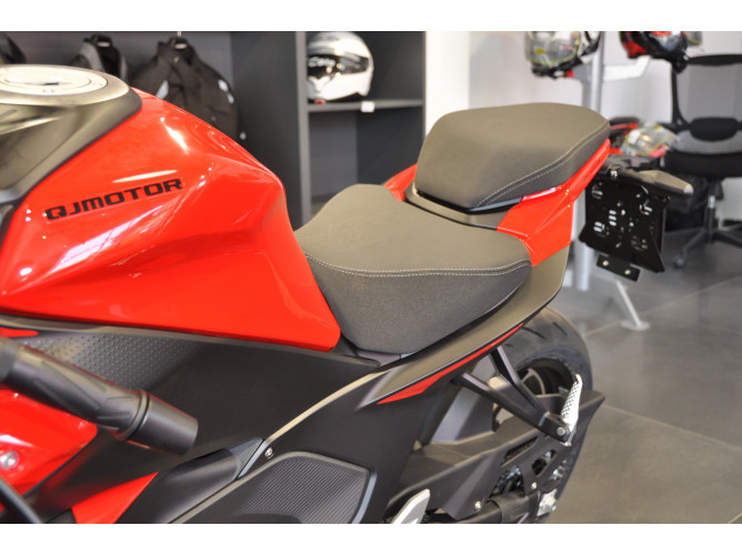 QJMOTOR VPS 125 