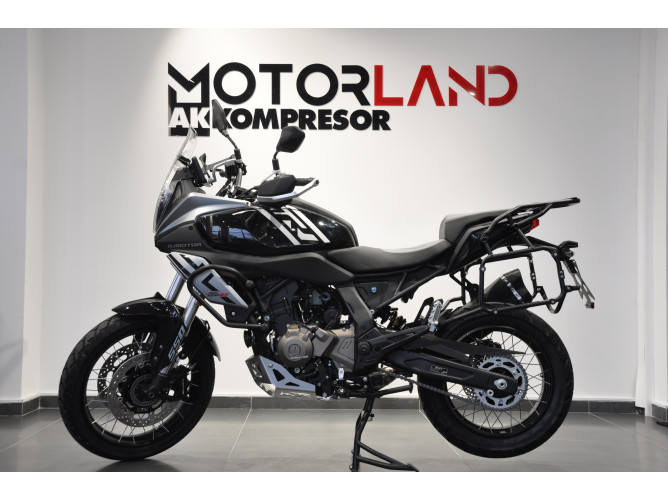 QJMOTOR SRT 600 SX A2 