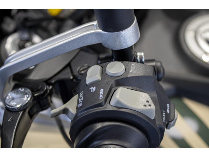 QJMOTOR SRT 600 SX A2 