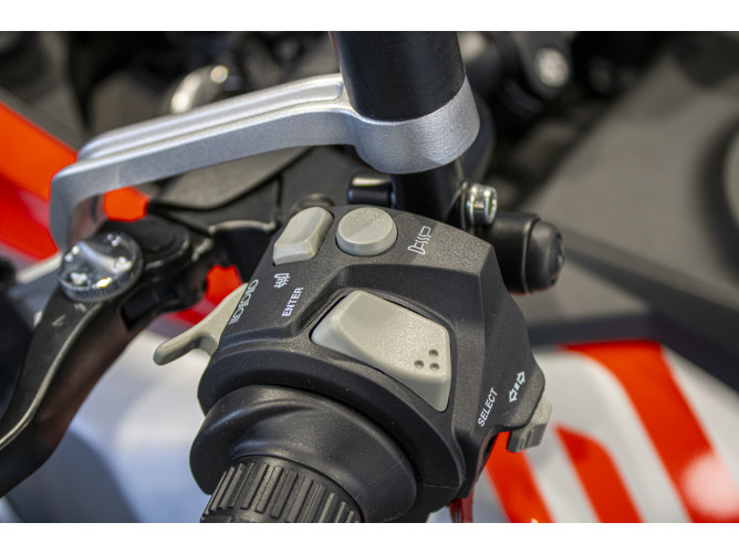 QJMOTOR SRT 600 SX A2 