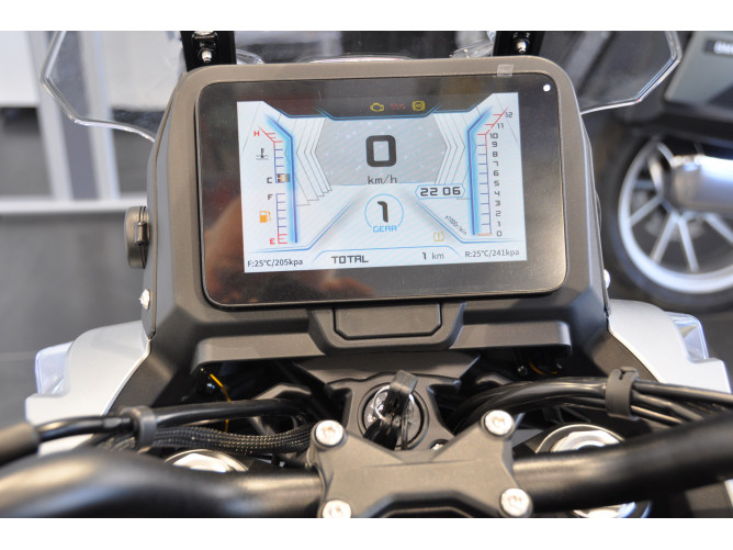QJMOTOR SRT 700SX 