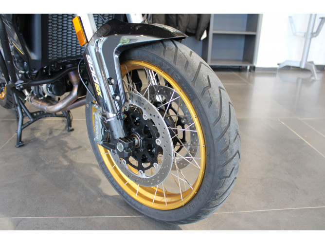 QJMOTOR SRT 900 SX 