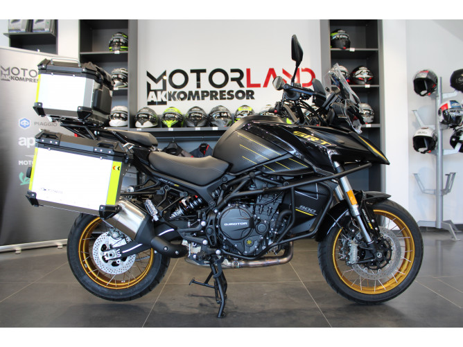 QJMOTOR SRT 900 SX 