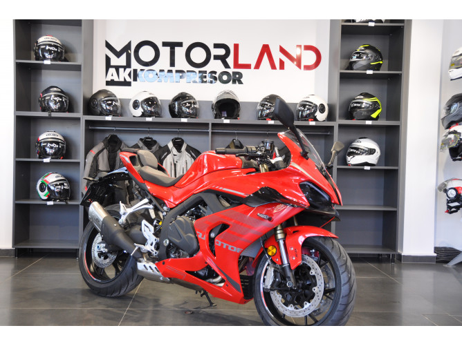 QJMOTOR SRK 800 RR 