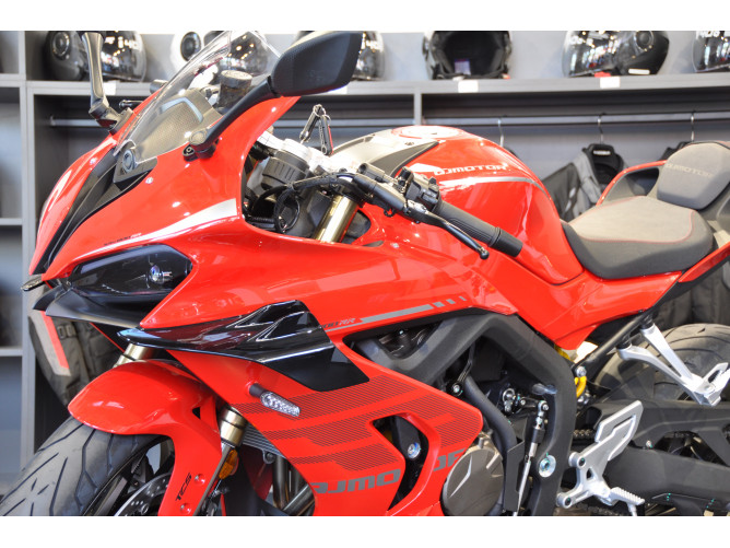 QJMOTOR SRK 800 RR 