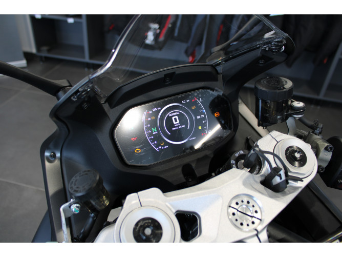 QJMOTOR  SRK 921 RR 