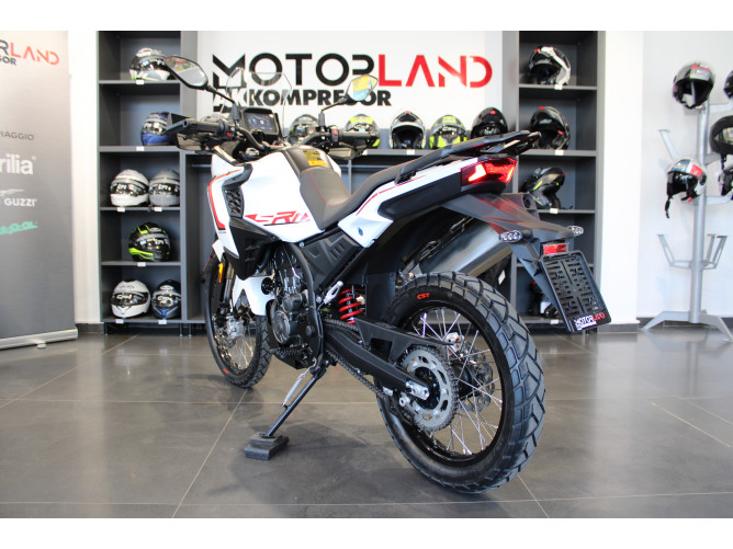 QJMOTOR SRT 300 DX 