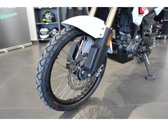 QJMOTOR SRT 300 DX 