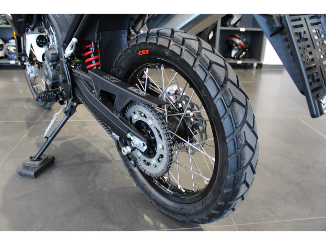 QJMOTOR SRT 300 DX 