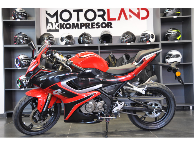 QJMOTOR SRK 125R 