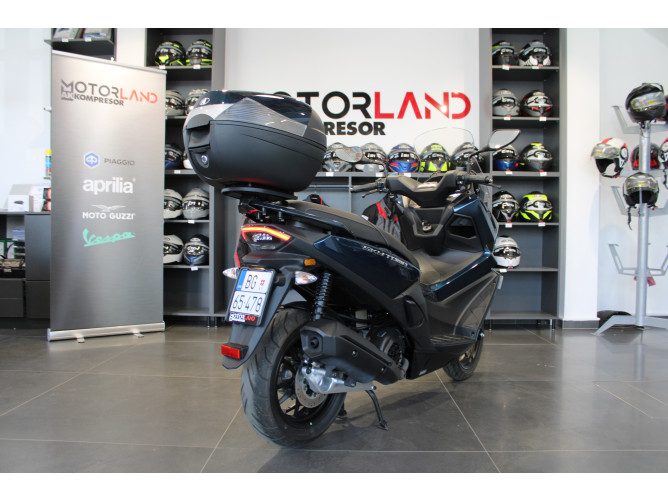 Kymco SkyTown 125 