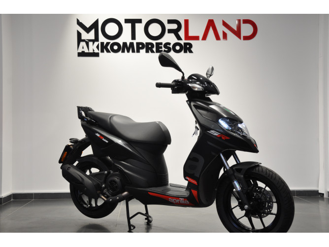 Aprilia SR 125 