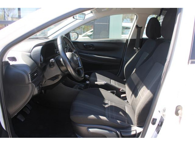Hyundai i20 1.2 VAN 