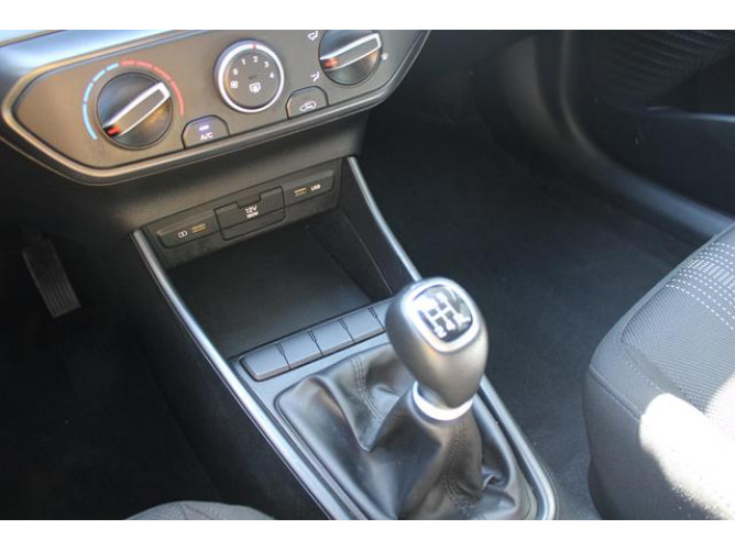 Hyundai i20 1.2 VAN 