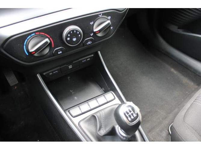 Hyundai i20 1.2 VAN 