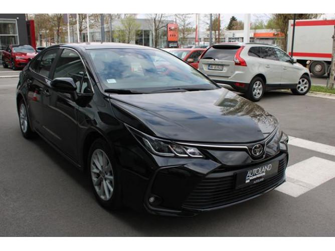 Toyota Corolla 1.5 LUNA AUT 