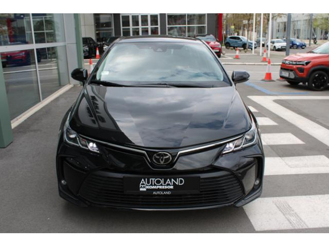 Toyota Corolla 1.5 LUNA AUT 