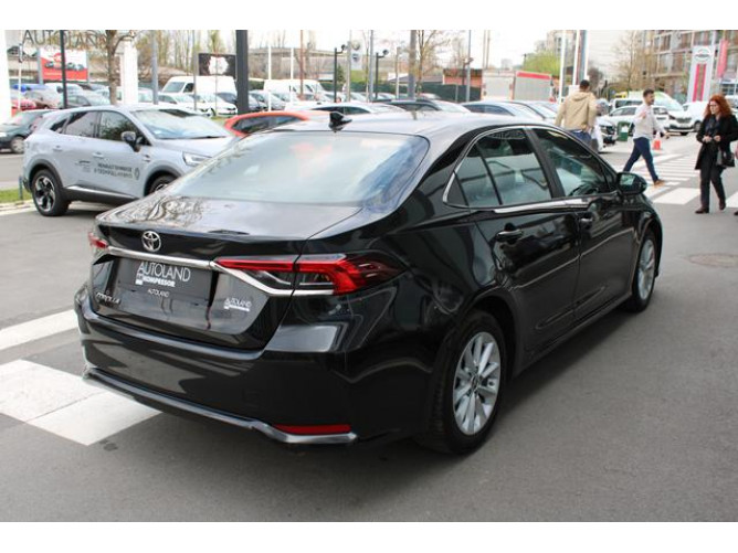 Toyota Corolla 1.5 LUNA AUT 
