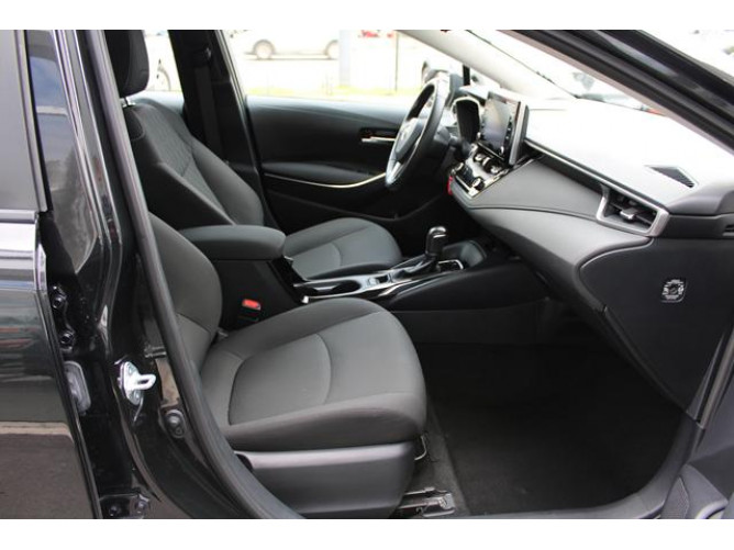 Toyota Corolla 1.5 LUNA AUT 