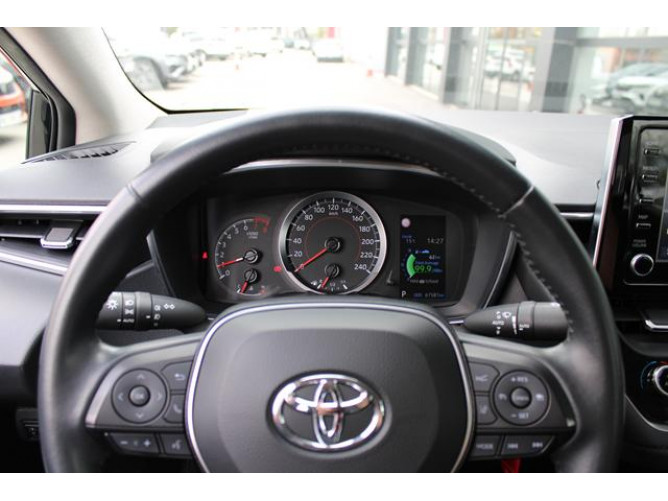 Toyota Corolla 1.5 LUNA AUT 