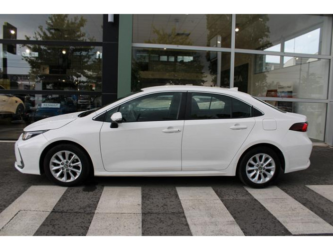 Toyota Corolla 1.5 Luna 