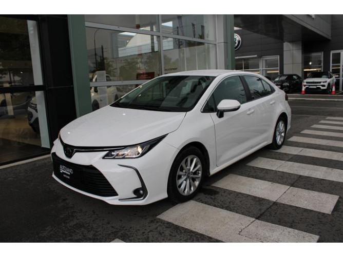 Toyota Corolla 1.5 Luna 