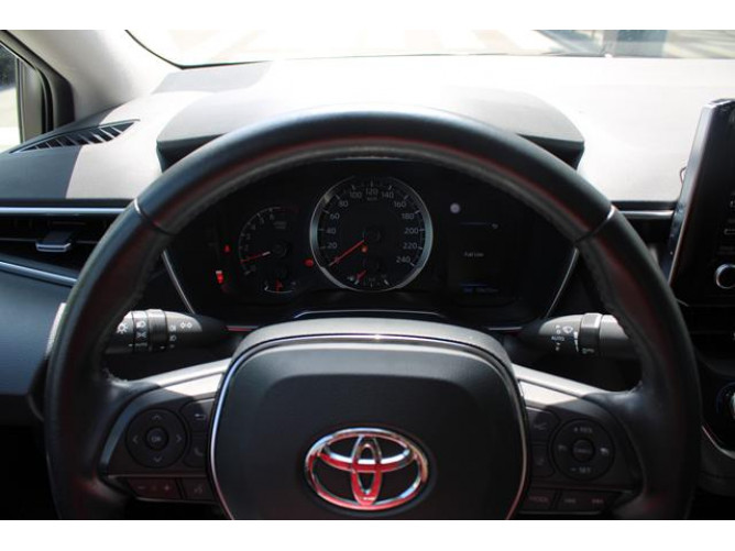 Toyota Corolla 1.5 LUNA 