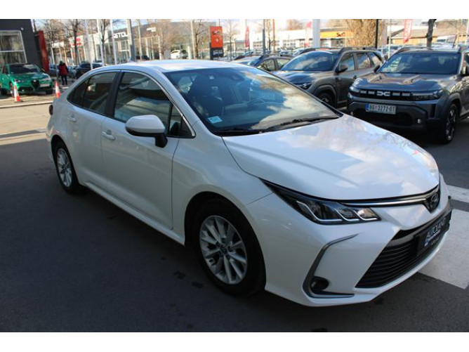 Toyota Corolla 1.5 Luna 