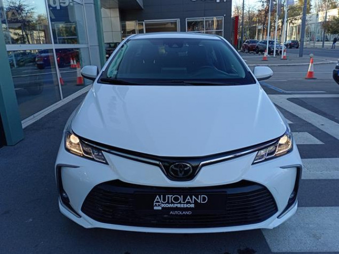 Toyota Corolla 1.5 Luna 