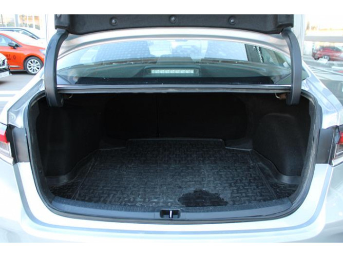 Toyota Corolla 1.5 Luna AUT 