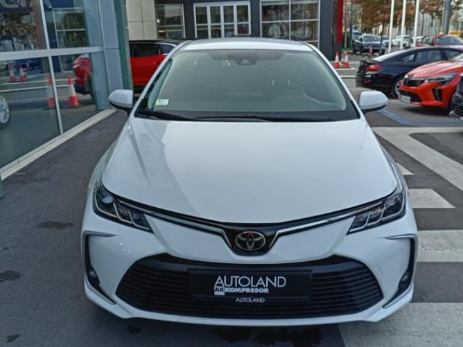Toyota Corolla 1.5 Luna 