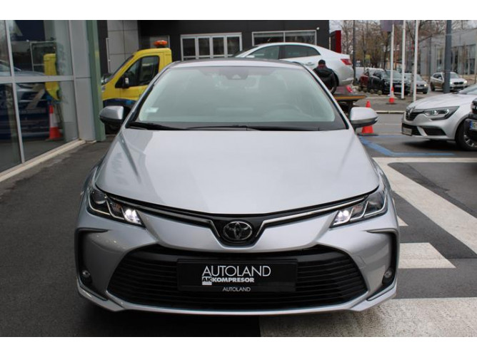Toyota Corolla 1.5 Luna 