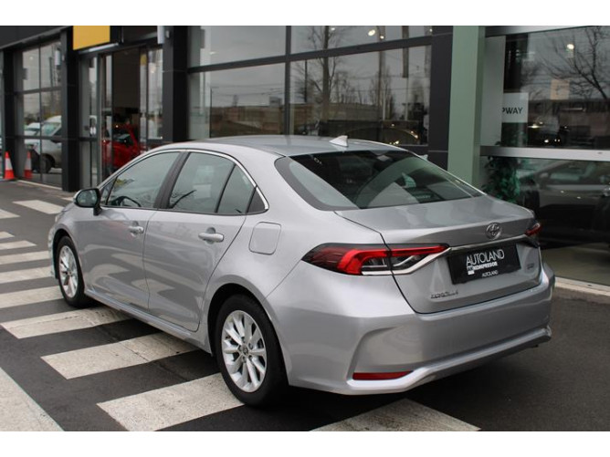 Toyota Corolla 1.5 Luna 