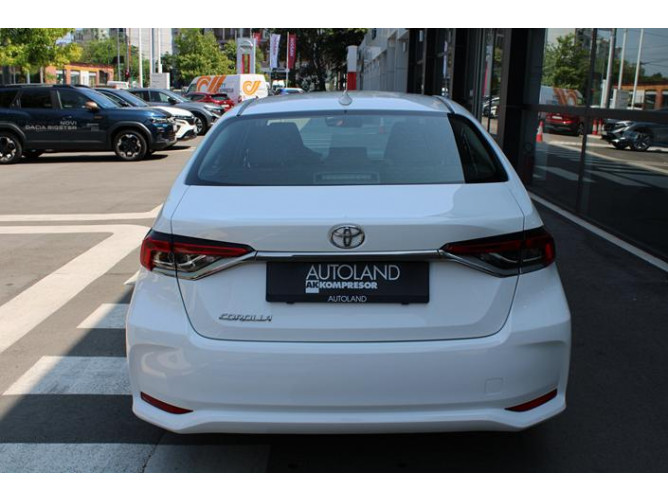 Toyota Corolla 1.5 Luna 