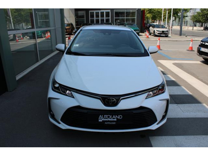 Toyota Corolla 1.5 Luna 