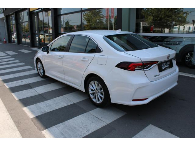 Toyota Corolla 1.5 Luna 