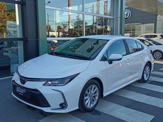 Toyota Corolla 1.5 Luna 