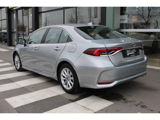 Toyota Corolla 1.5 Luna AUT 