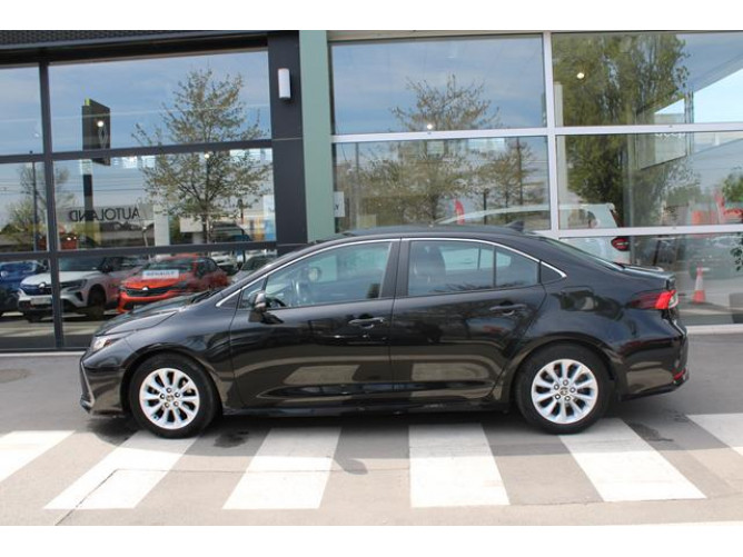 Toyota Corolla 1.5 LUNA AUT 