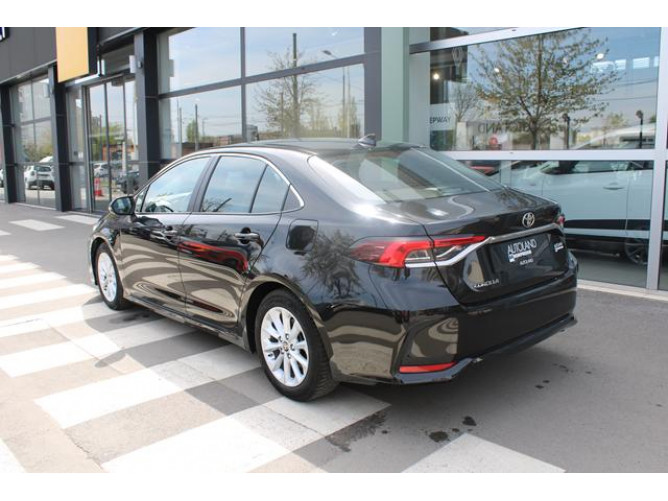 Toyota Corolla 1.5 LUNA AUT 