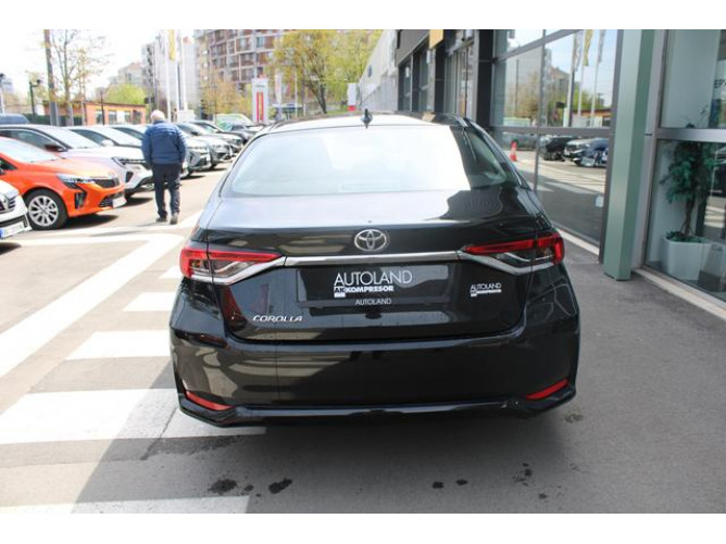 Toyota Corolla 1.5 LUNA AUT 