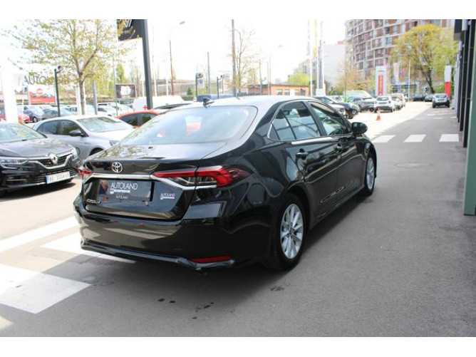 Toyota Corolla 1.5 LUNA AUT 