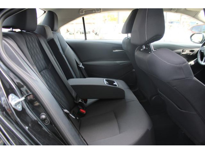 Toyota Corolla 1.5 LUNA AUT 