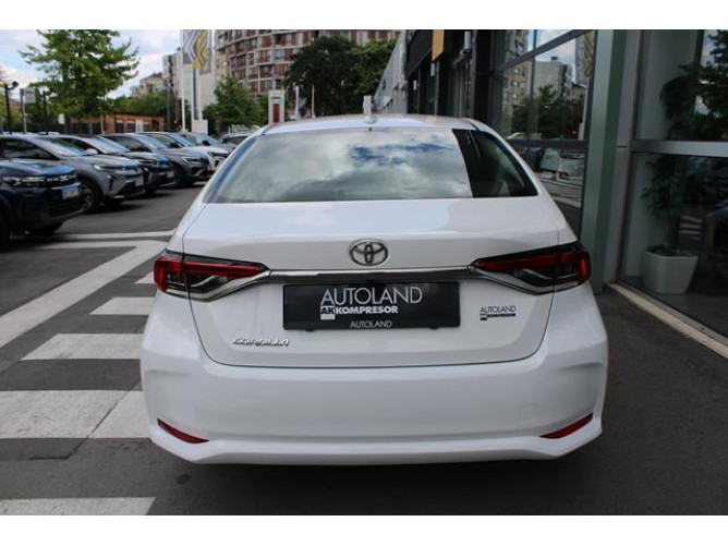 Toyota Corolla 1.5 Luna 