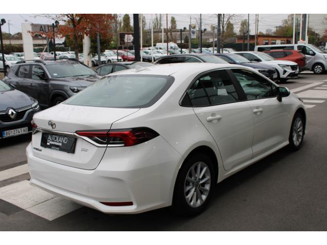 Toyota Corolla 1.5 Luna 