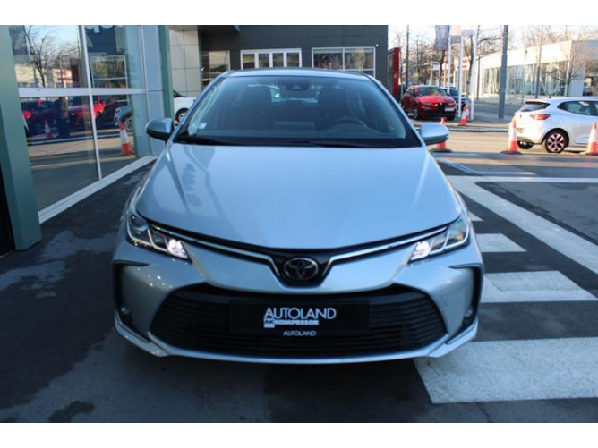 Toyota Corolla 1.5 Luna 