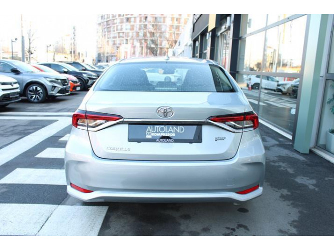 Toyota Corolla 1.5 Luna 