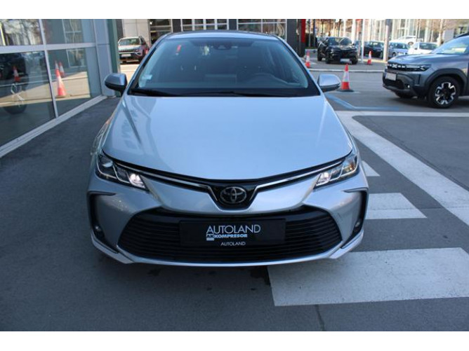 Toyota Corolla 1.5 Luna 