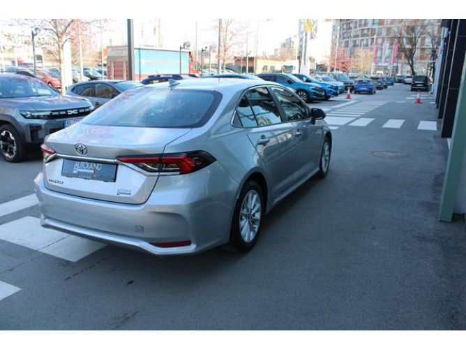 Toyota Corolla 1.5 Luna 